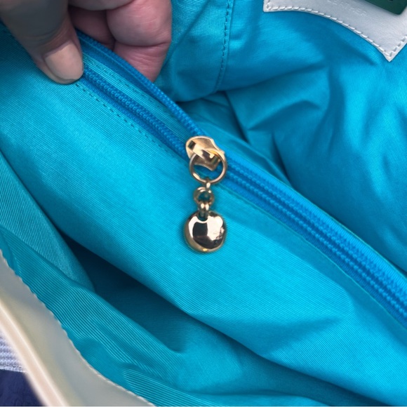 Paola by PDL Luxury Leather Bag Purse
Made in Italy - Picture 9 of 12